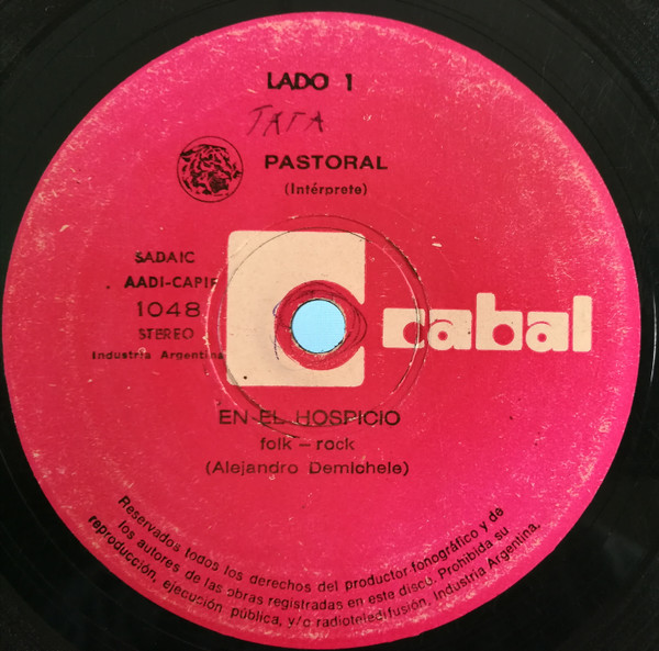 En El Hospicio / Grifana La Mujer