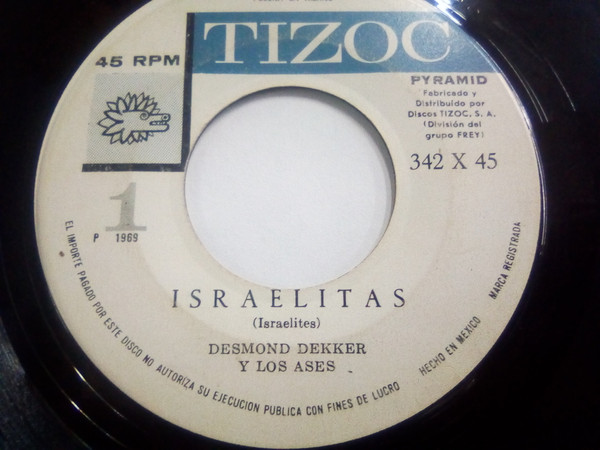 Israelitas = Israelites  / El Hombre = The Man