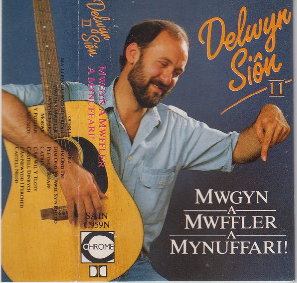 Mwgyn A Mwffler A Mynuffari!
