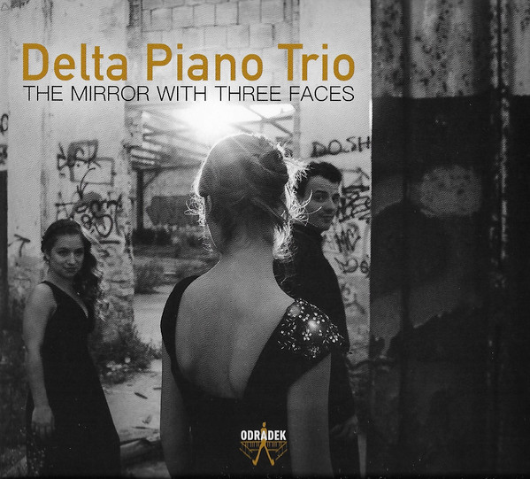 The Mirror With Three Faces
