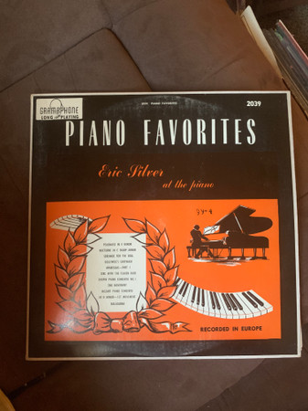 Eric Silver At The Piano