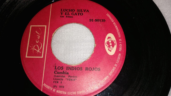 Los Indios Rojos / La Chica Y De La Santa