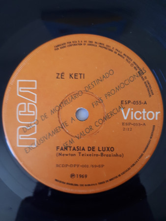Fantasia De Luxo / Dama Das Flores