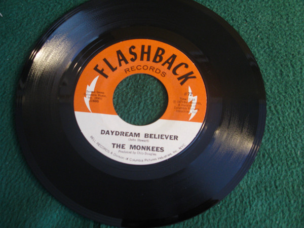 Daydream Believer / Steppin Stone