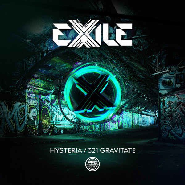 Hysteria / 321 Gravitate