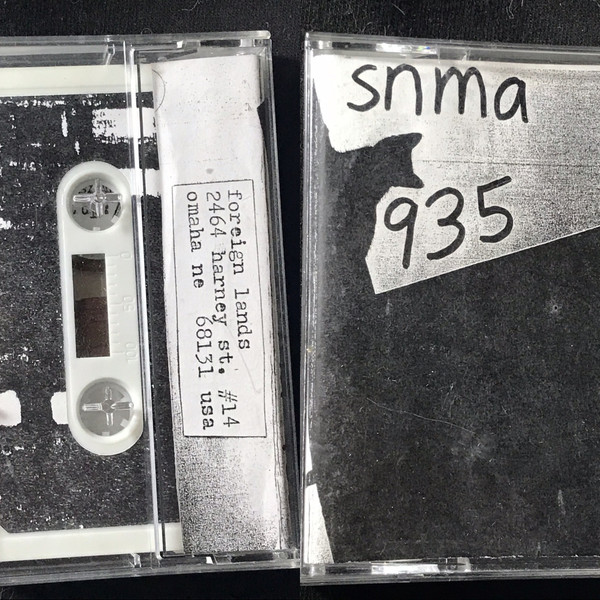 935