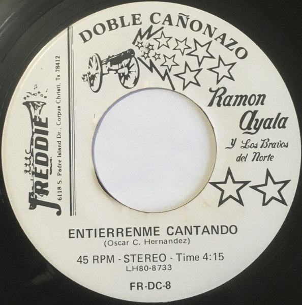 Entierrenme Cantando / Vuelve Por Mi