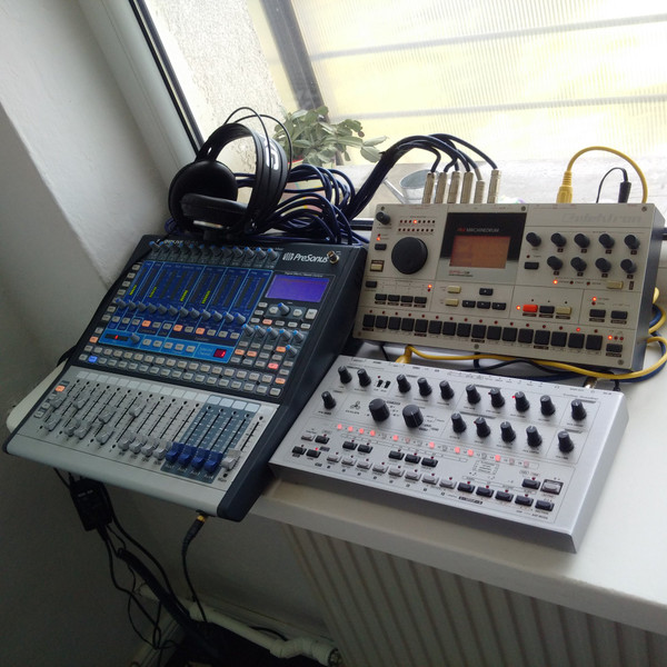 one machinedrum one 303