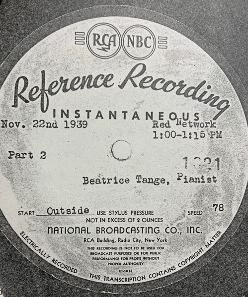 Beatrice Tange, Pianist