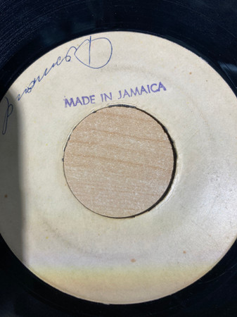 Make Love / Unknown Instrumental