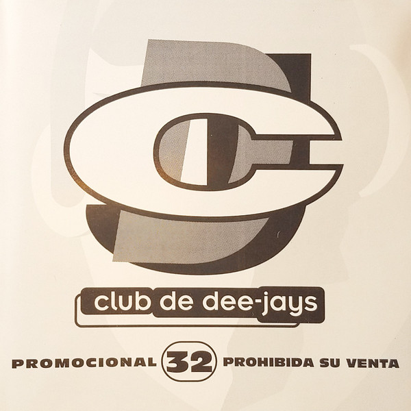Club De Dee Jays 32