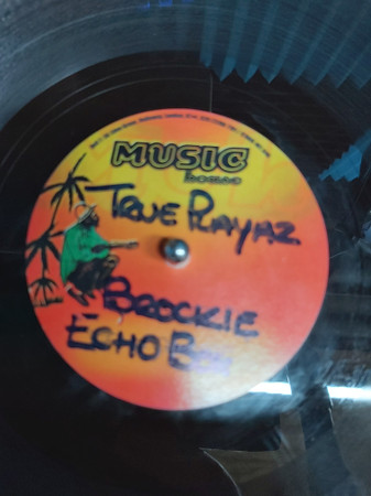 Blaxploitation / Echo Box
