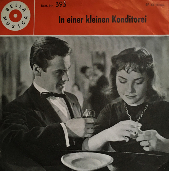 In Einer Kleinen Konditorei