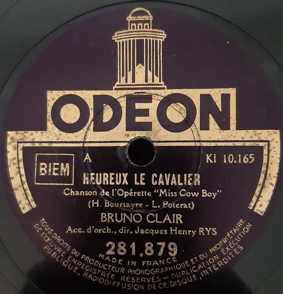 Une Femme Au Monde / Heureux Le Cavalier