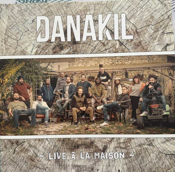 Live À La Maison