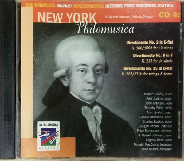 The Complete Mozart Divertimentos CD 4