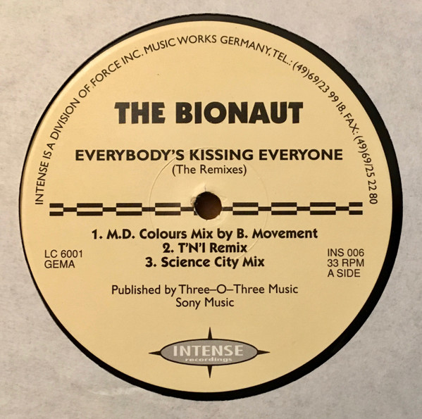 Everybody's Kissing Everyone (The Remixes)