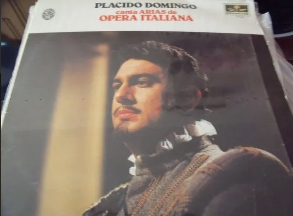 Canta Arias De Opera Italiana