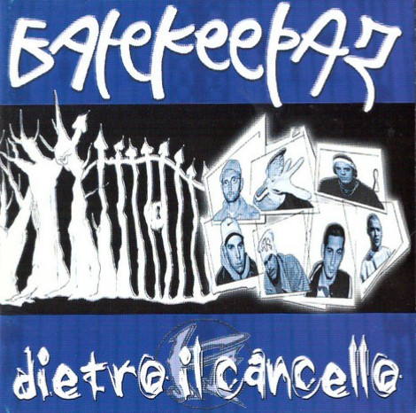 Dietro Il Cancello