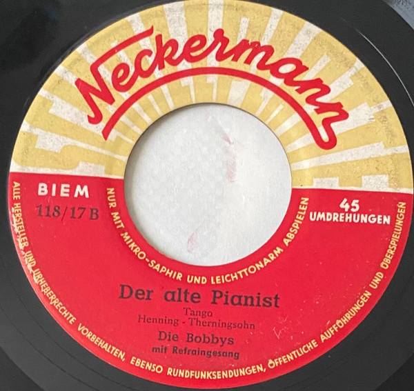 Der Mann Am Klavier / Der Alte Pianist