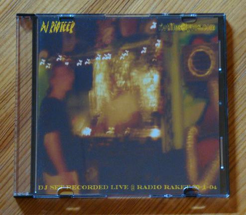 DJ Set Recorded Live @ Radio Raket (30-1-04)