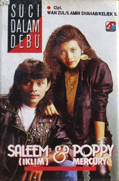 Suci Dalam Debu