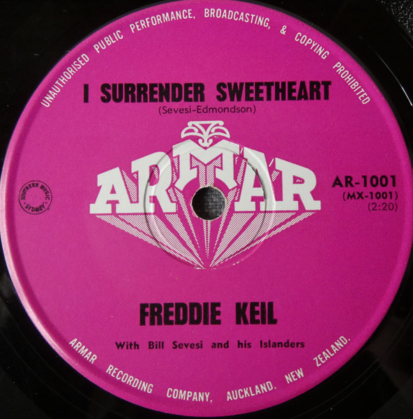 I Surrender Sweetheart / Taupiri Mai