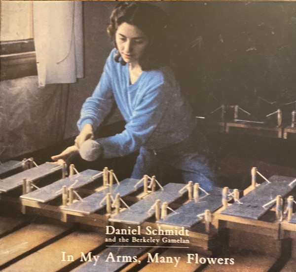 In My Arms, Many Flowers