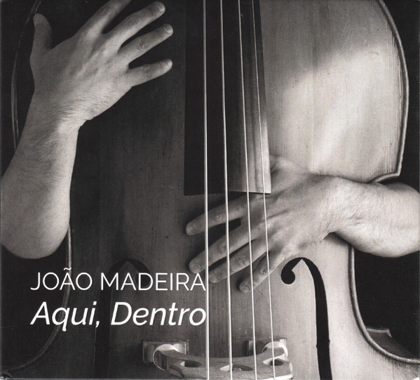 Aqui, Dentro