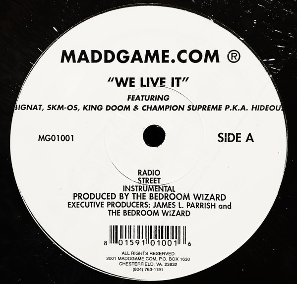 We Live It / Unescapable