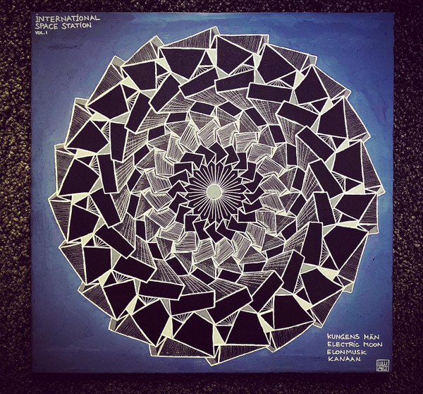  International Space Station Vol. 1