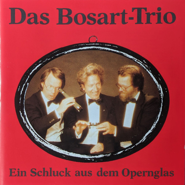 Ein Schluck Aus Dem Opernglas