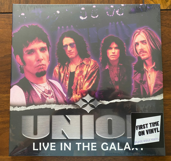 Live In The Galaxy