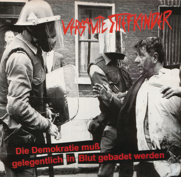 Die Demokratie Muß Gelegentlich In Blut Gebadet Werden