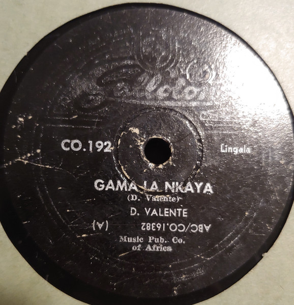 Gama La Nkaya / Chauffeur Motokar