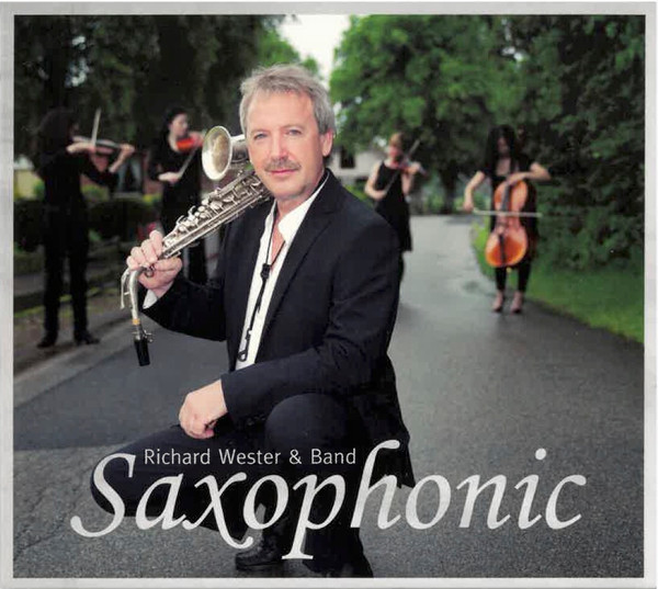 Saxophonic
