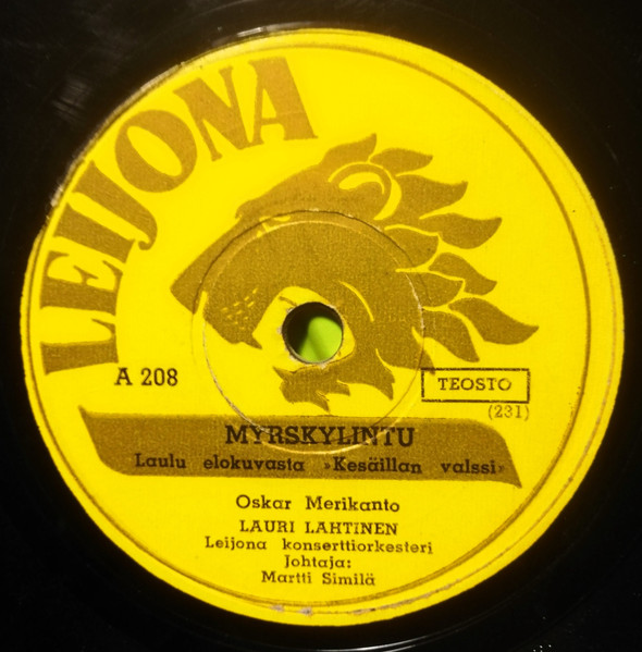 Myrskylintu / Merellä