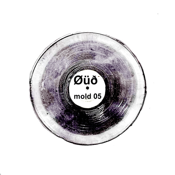 Mold 05