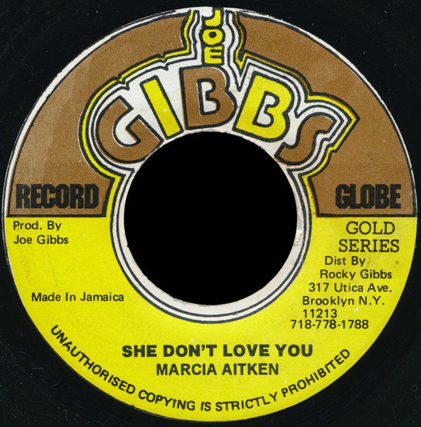 She Don't Love You / Can't Buy My Love