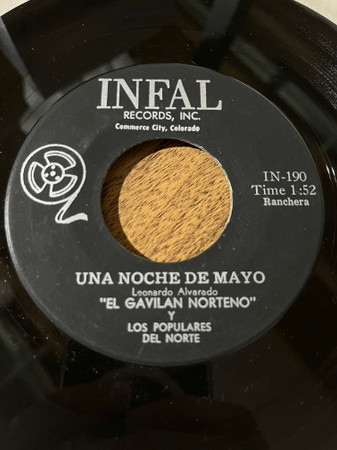 Una Noche De Mayo / Dos Piedritas