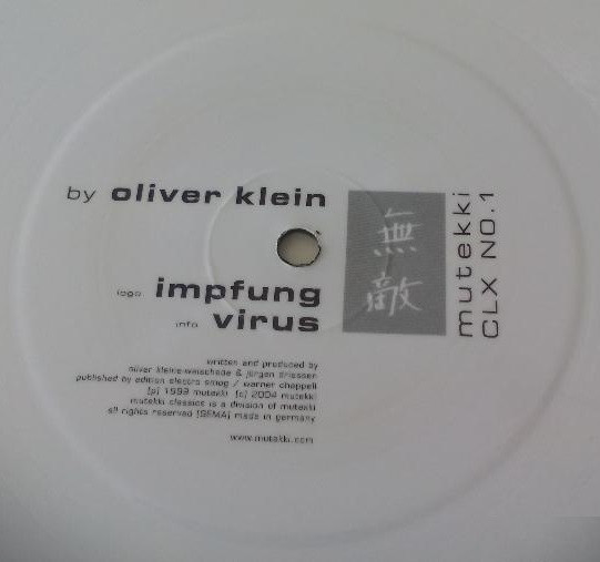 Impfung  / Virus