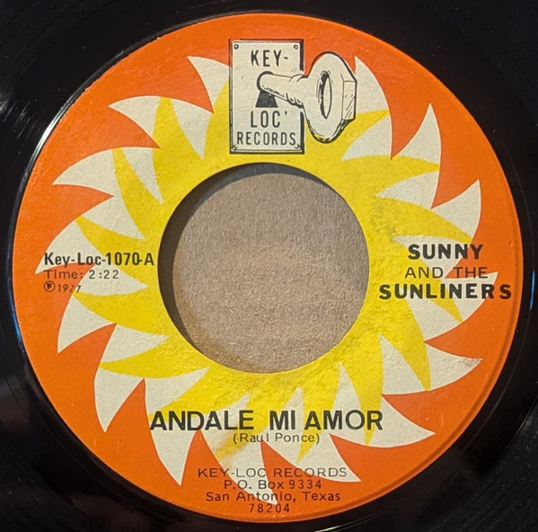 Andale Mi Amor / Con Golpes De Pecho