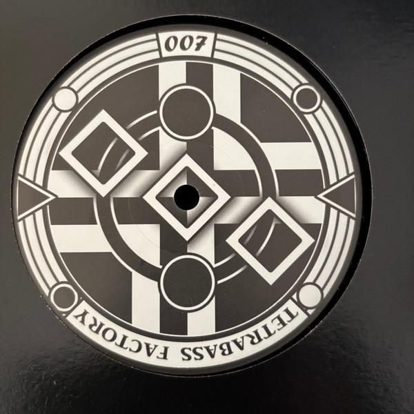 TetraBass Factory 007
