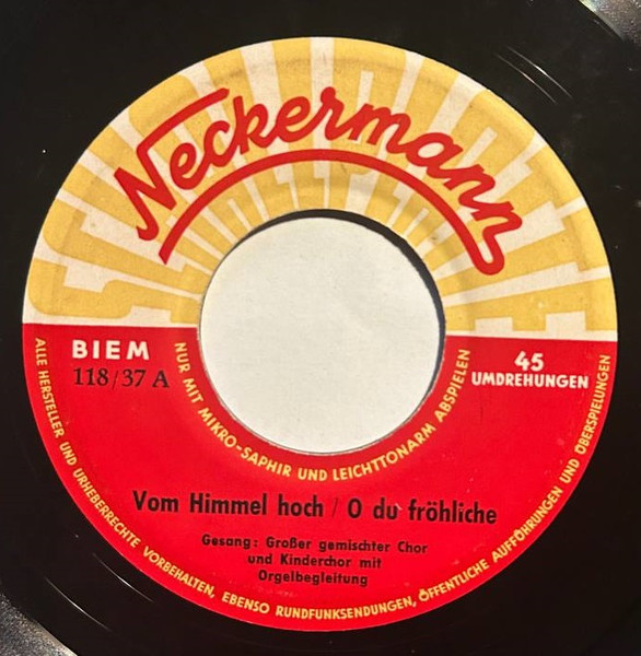 Vom Himmel Hoch / O Du Fröhliche / Ihr Kinderlein Kommet / O Tannenbaum
