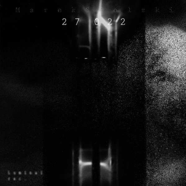 27 022