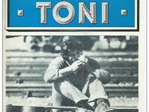 Tòni