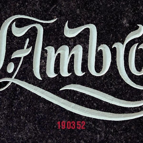 19 03 52