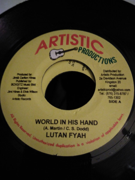 World In His Hand / Can't Live For Yourself