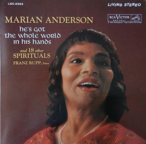 He's Got The Whole World In His Hands  (And 18 Other Spirituals)