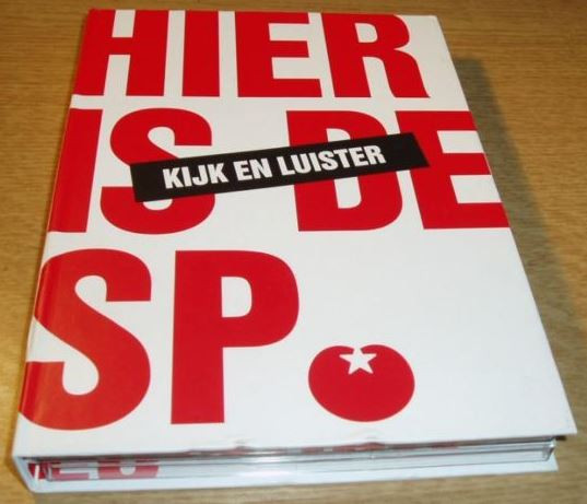 Hier Is De SP. Kijk En Luister